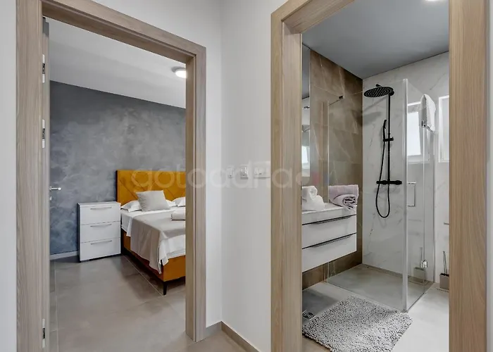 Luxury Seaview Luki - Free Parking